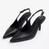 کفش پاشنه دار زنانه مدی با جزئیات کمربند مشکی مات و نوک تیز برند NİŞANTAŞI SHOES - 900344328