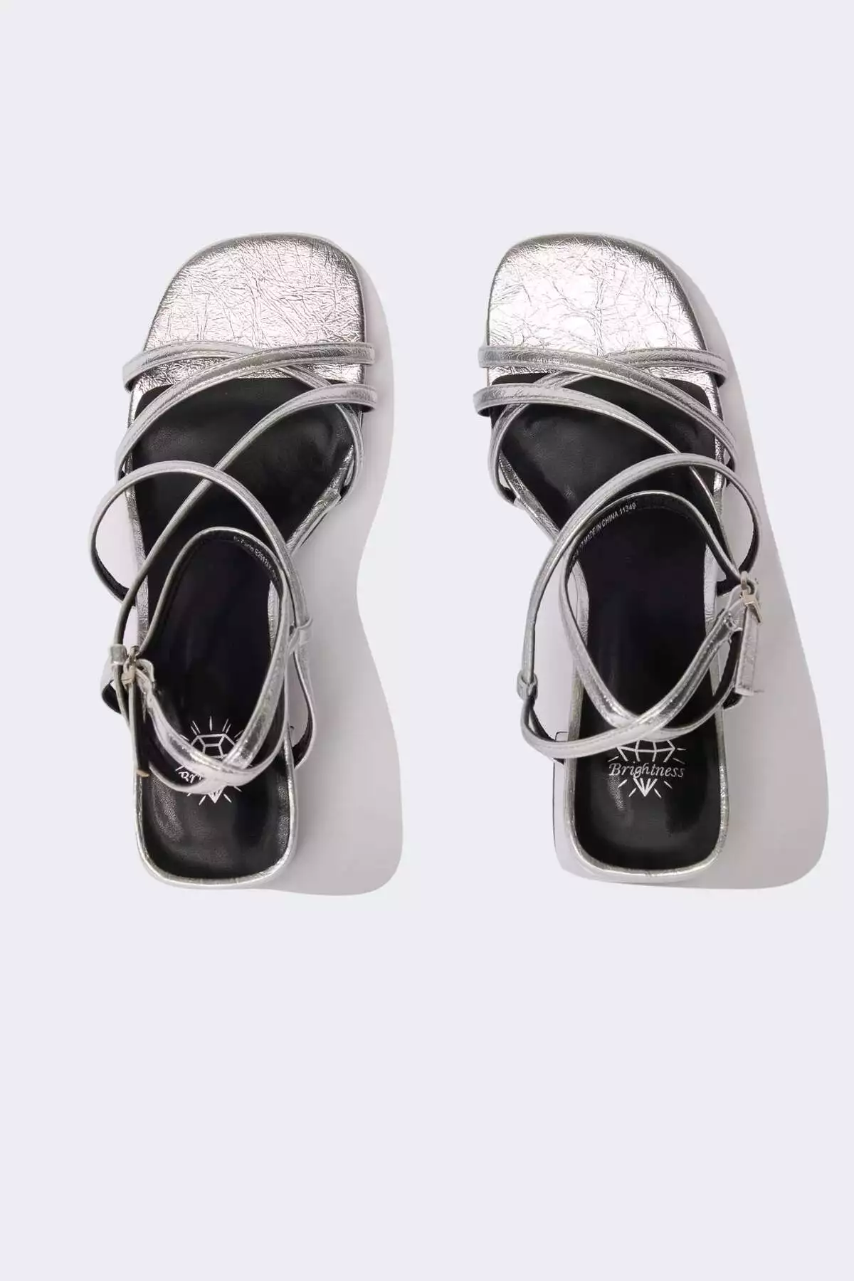 صندل پاشنهدار مصنوعی با کفی بلند زنانه مدل E2512AX25SM برند Defacto - 1034249479