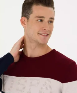 جلیقه با یقه دوچرخه‌ای مردانه برند U.S. Polo Assn. - 763419487