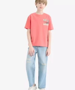 تیشرت کوتاه آستین با یقه دوچرخه‌ای و طرح چاپی برای پسران کودک E0185A825HS برند Defacto - 929632657