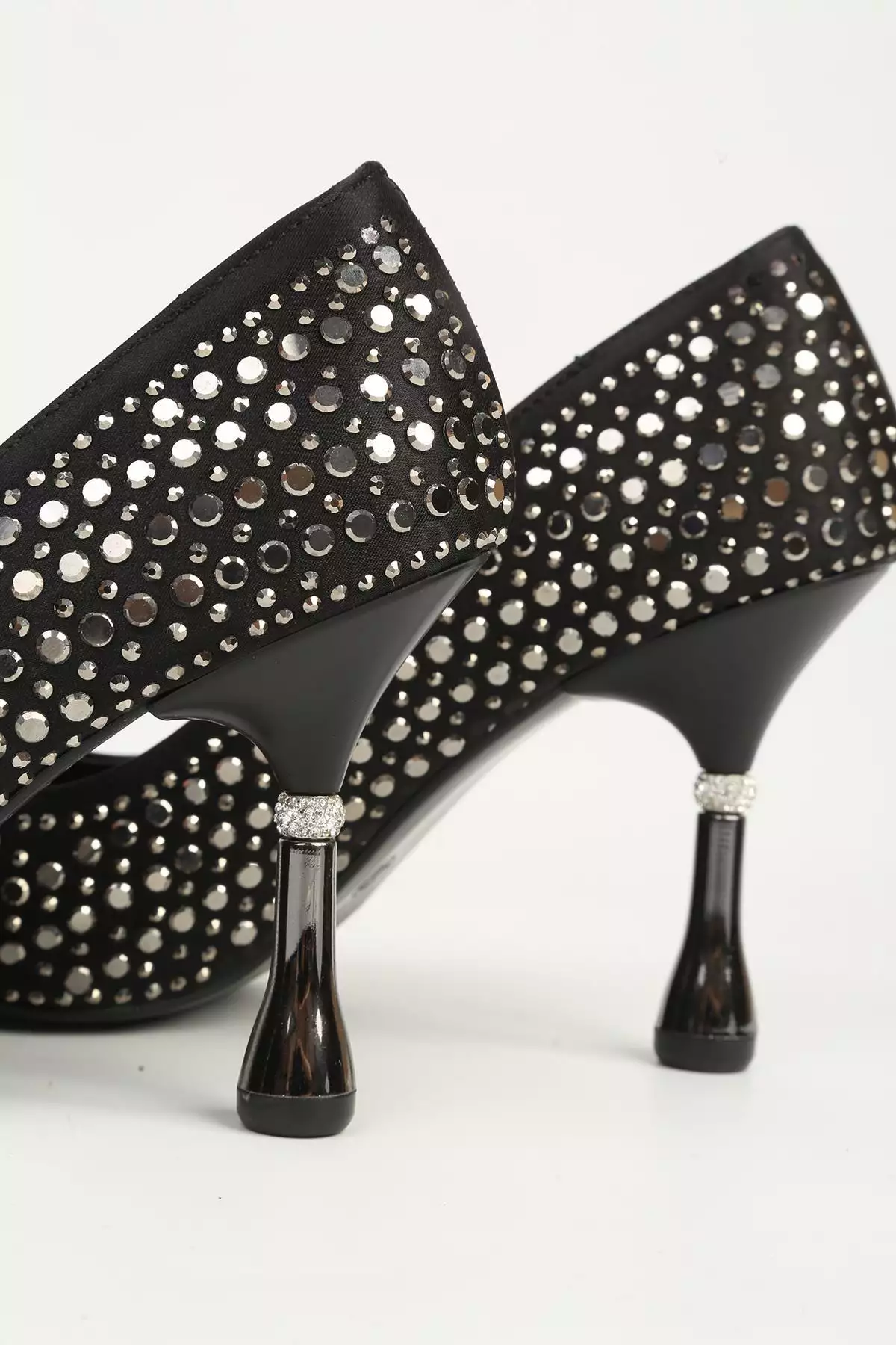 کفش پاشنه بلند مشکی PC-55020 برند Pierre Cardin - 987704265