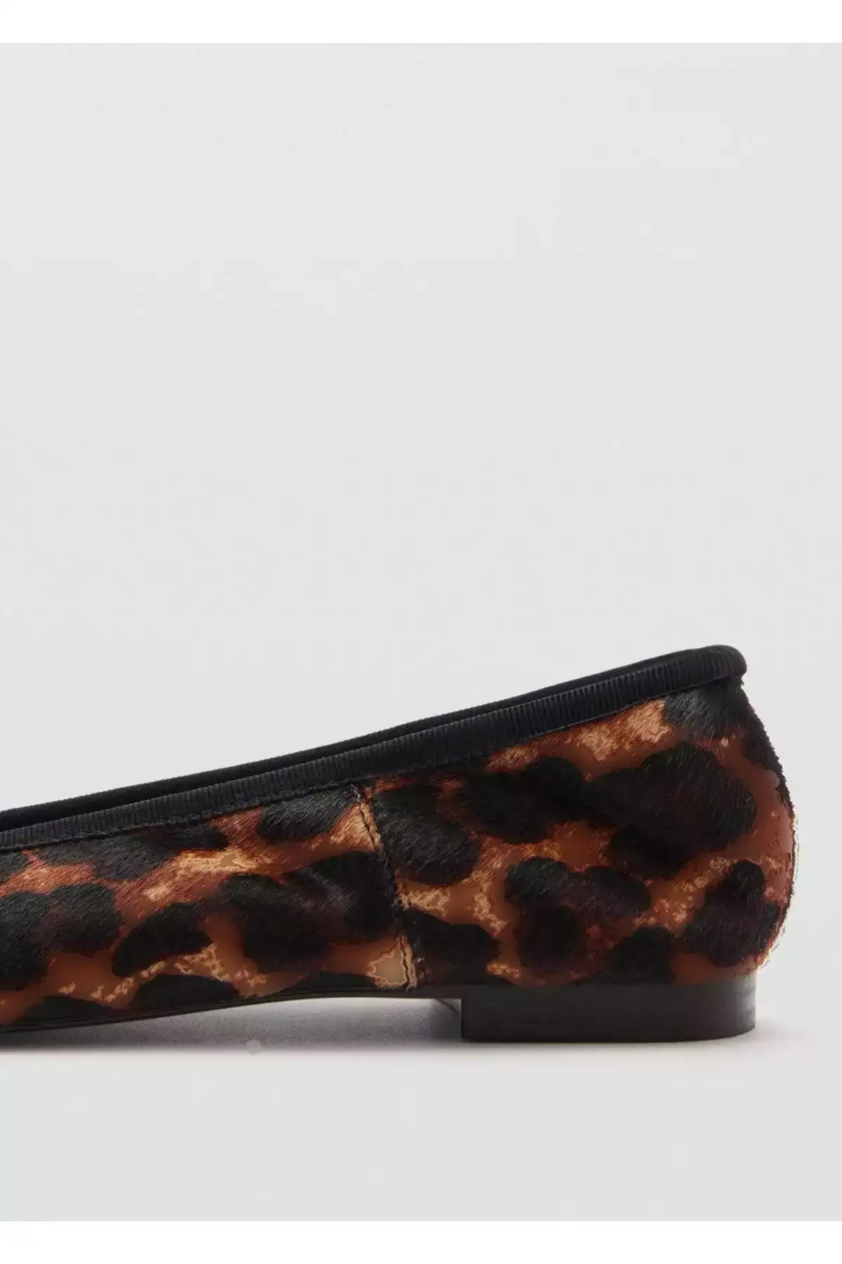 بافت چرم بابی با طرح پلنگی برند MANGO - 867411613