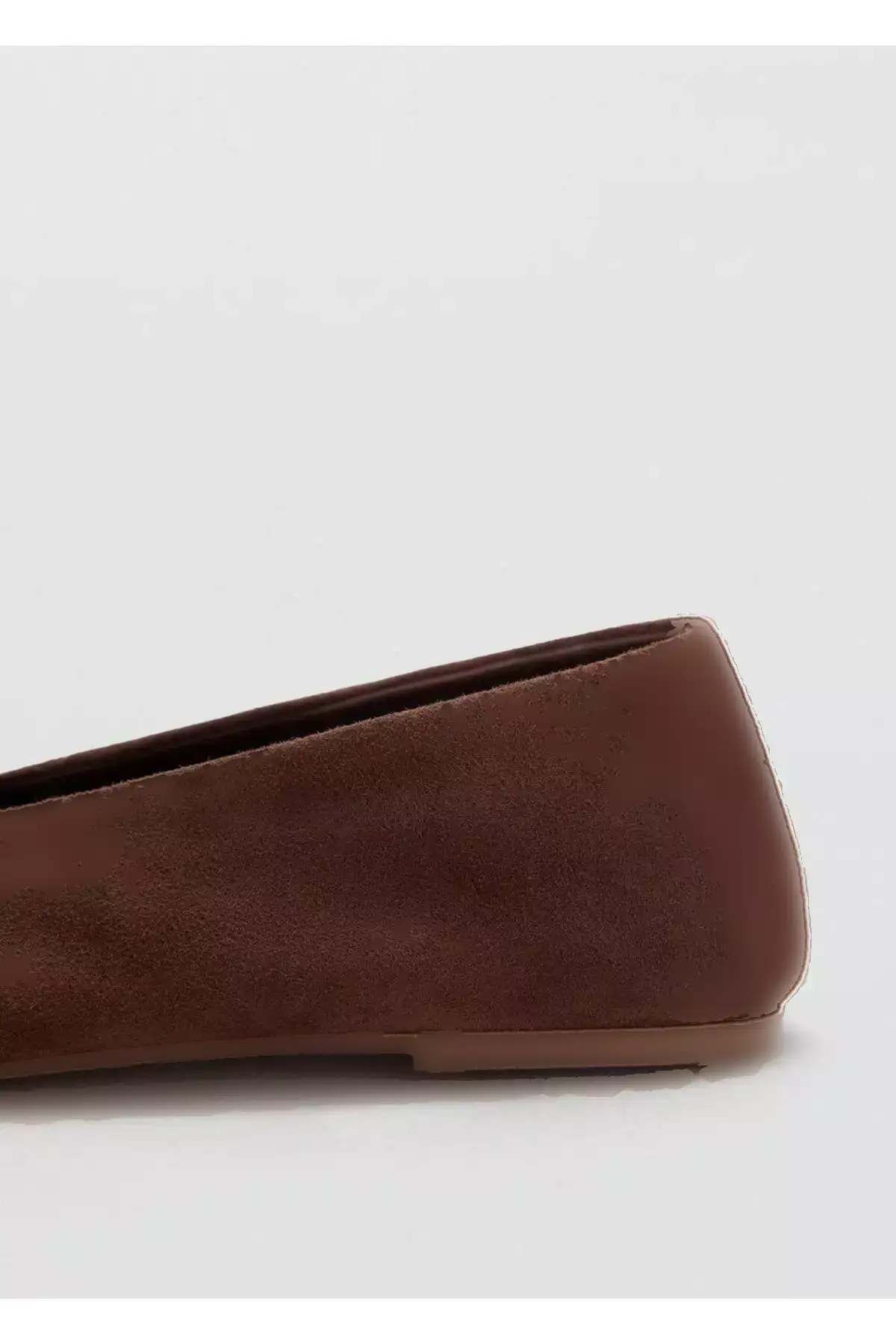 کفش براق از چرم سوئدی برند MANGO - 977564368