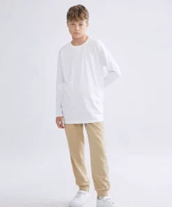 تی‌شرت ساده آستین‌بلند با یقه گرد برای پسران برند LC Waikiki - 970687297