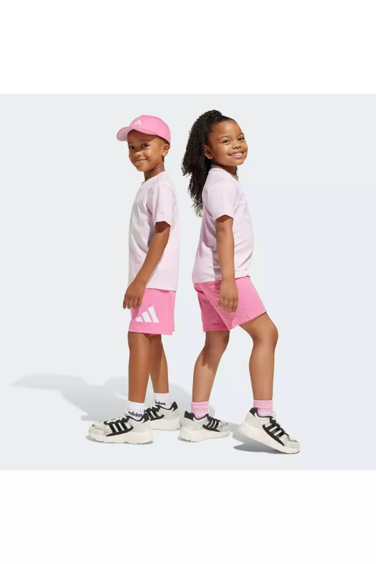 ست تیشرت و شورت بچهگانه صورتی 160 شماره Je1378 برند adidas - 899932310