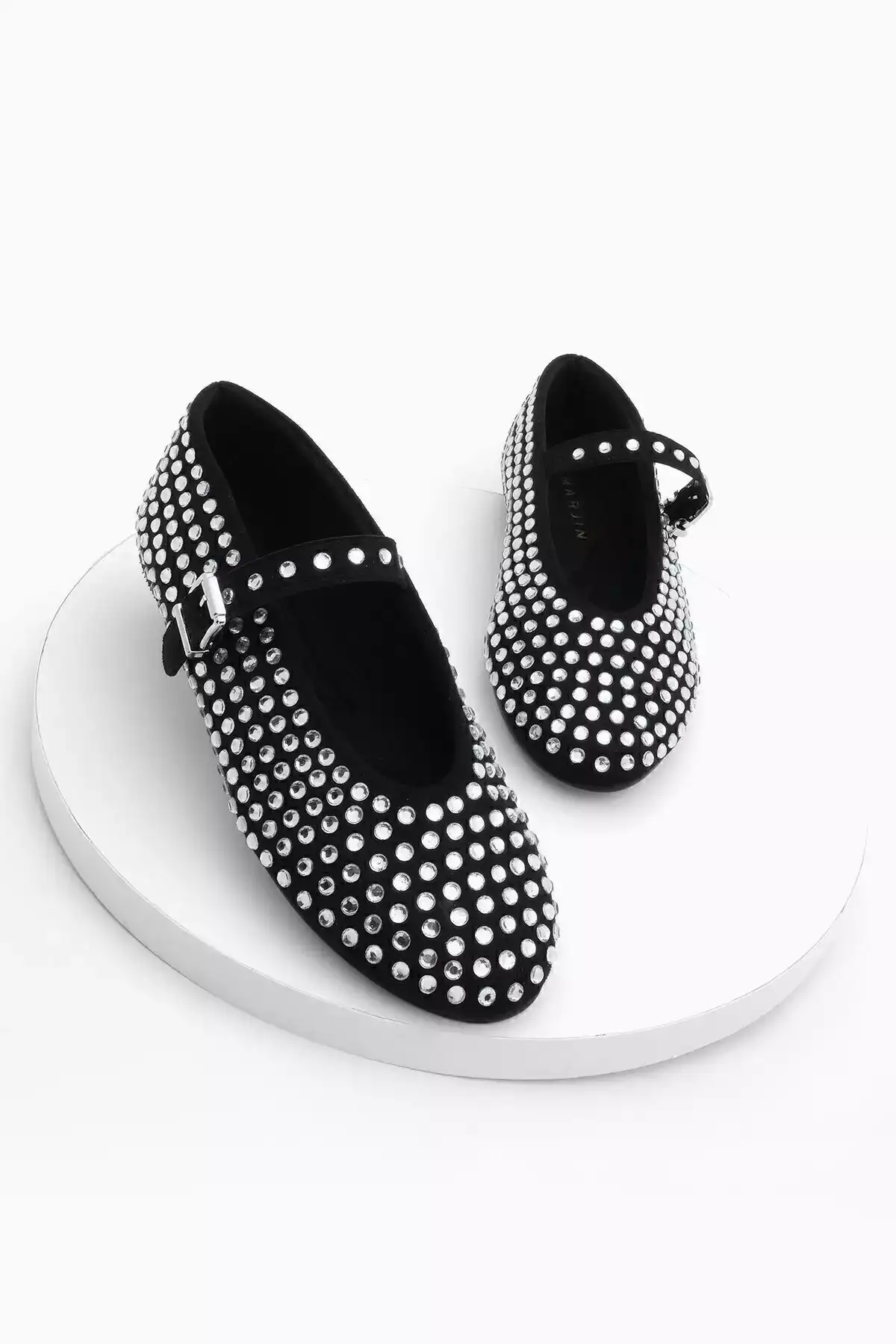 کفش ماری جین زنانه با نوار و تزئینات سنگی مدل توویلا - رنگ مشکی برند Marjin - 807166075