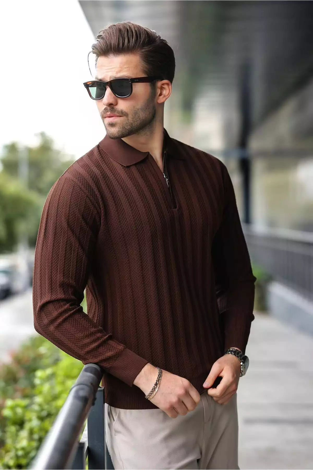 کاپشن با یقه پولو و زیپ نیمهای قهوهای رنگ مدل E7426 برند Madmext - 1015884563