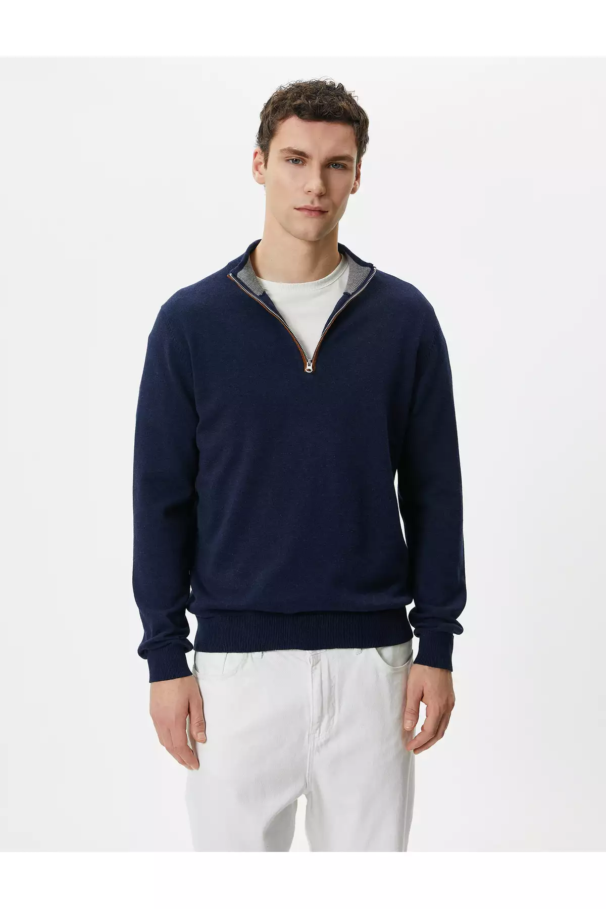 کامی خمی نیمه زیپ، فیت باریک، آستین بلند با جزئیات آرنجی برند Koton - 829239498