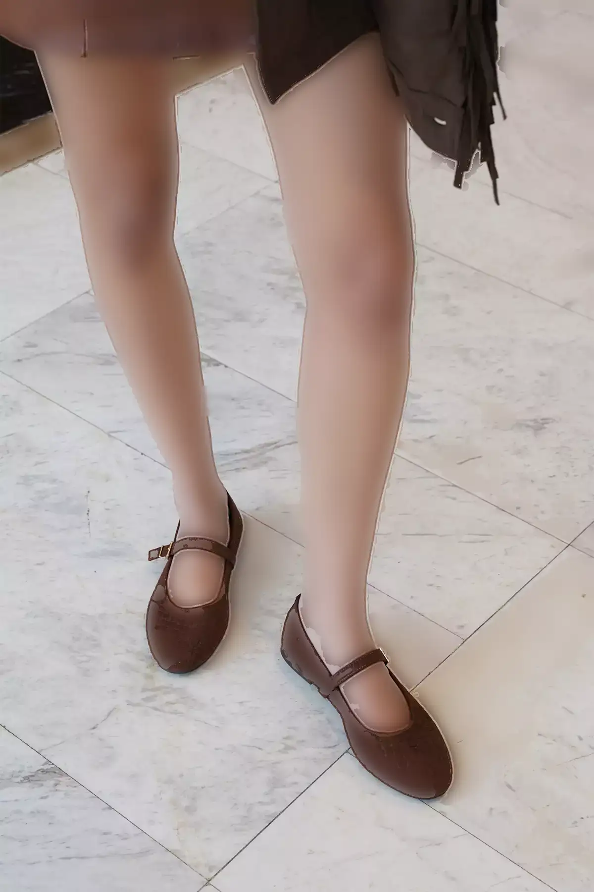 کفش بادی روزمره با طرح زنانه و بنددار آفیر، سوئیت قهوهای برند Marjin - 991034452