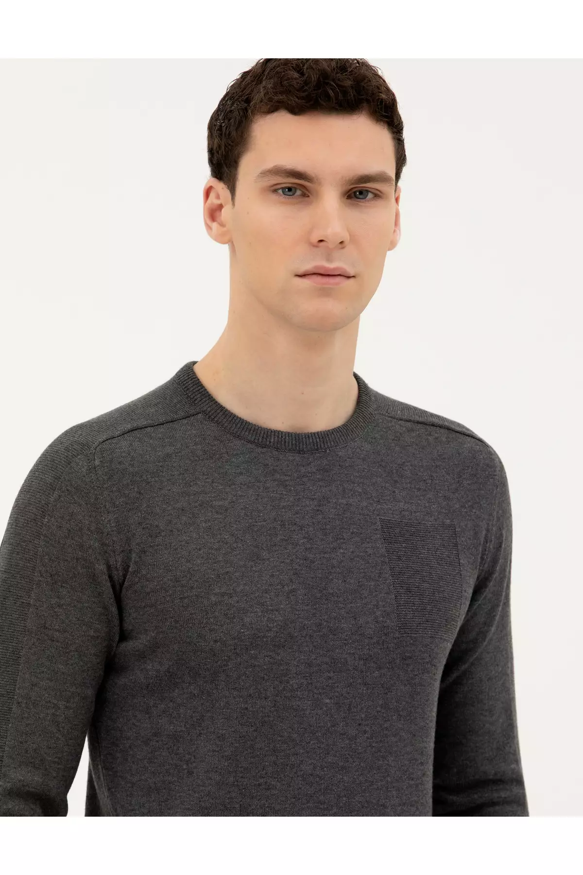 کالج خاکستری تنگ فیت یقه گرد بافتنی 50281779-VR080 برند Pierre Cardin - 829105140