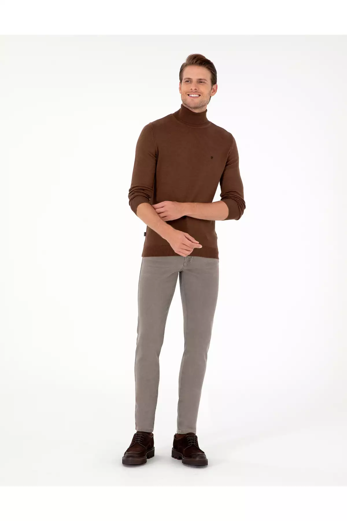 پالتوی بافتنی گردنپوش کمرنگ قهوهای تیره فیت اسلیم 50296602-VR084 برند Pierre Cardin - 865464328