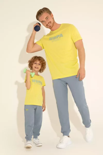 تیشرت یقه دوچرخه‌ای سبز پسته‌ای مخصوص پسرانه 50282248-VR087 برند U.S. Polo Assn. - 833418474