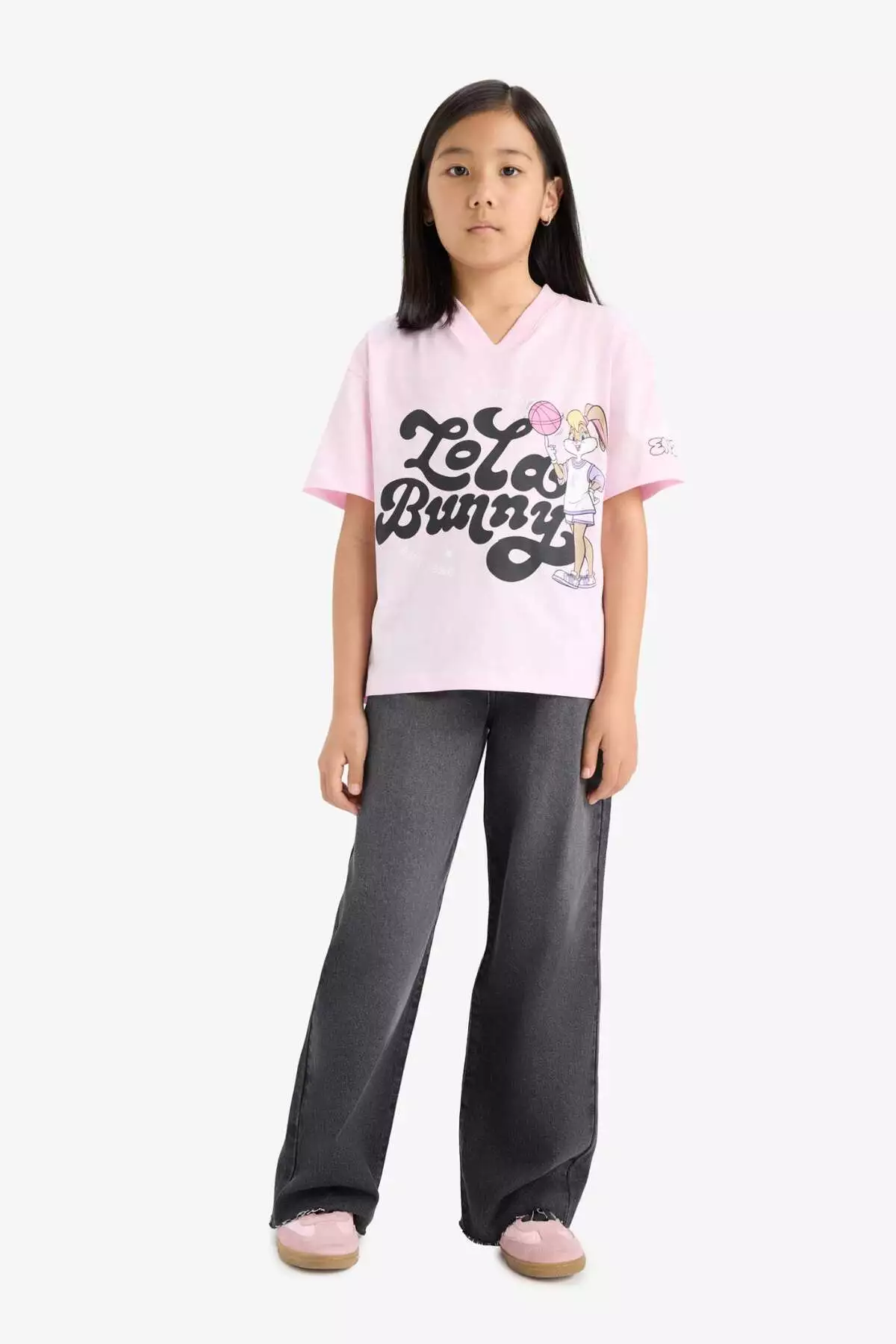 تیشرت کوتاهمدت یقه V Relax Fit مخصوص دختران با طرح لونی تونز F5392A825HS برند Defacto - 942513539