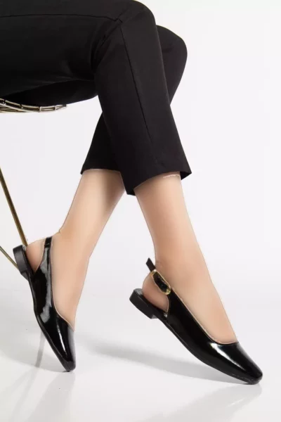 بافت زنانه مشکی پشت باز با قفل برند Tonny Black - 965738609