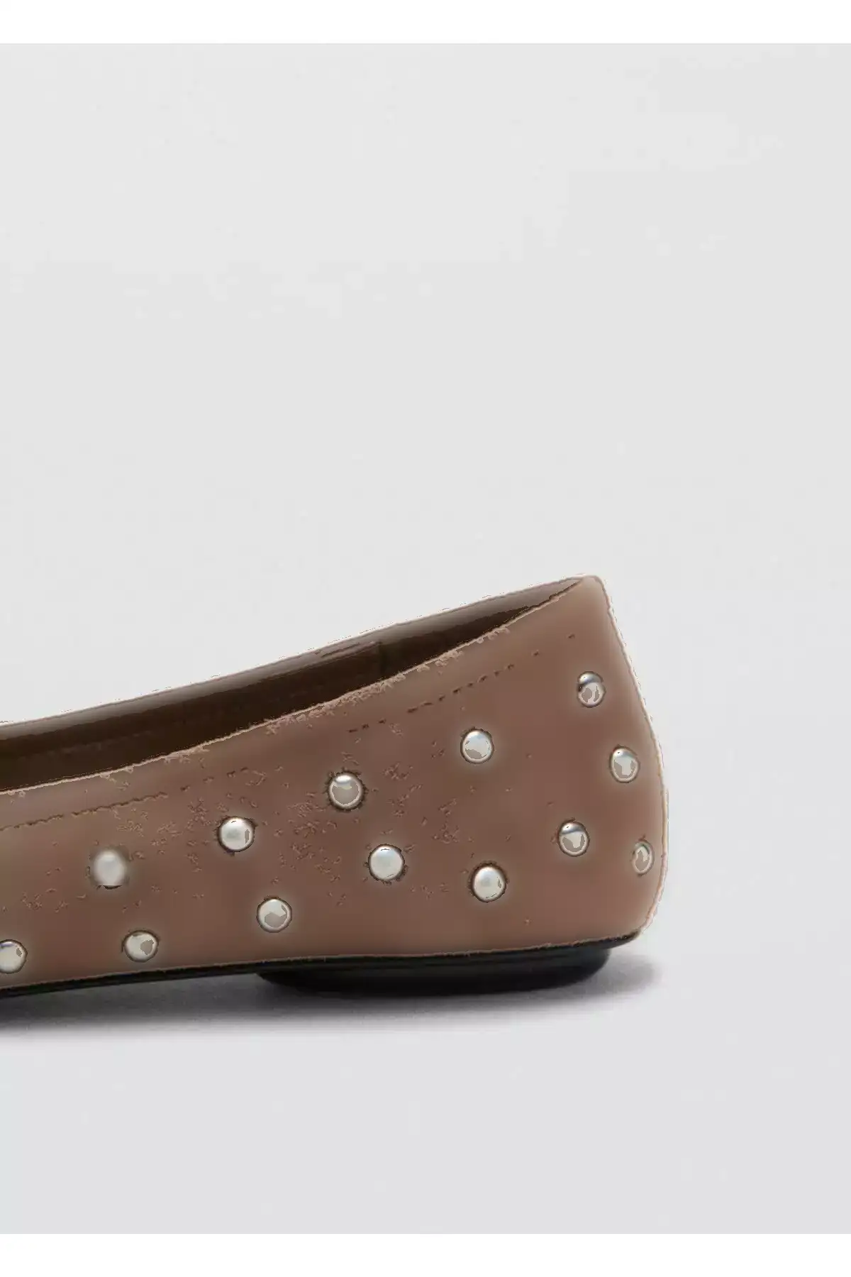 بافت چرم زیمبالی برند MANGO - 960463294