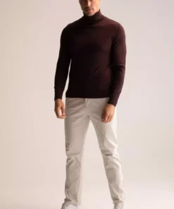 با افتخار می‌توان گفت که ترجمه این محصول به فارسی عبارت است از: "پليور با یقه بافتنی فیت اسلیم". برند Defacto - 358468680