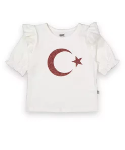 تیشرت دخترانه با آستین و شانه فرفری پرچم ترکیه 23 آوریل - برای سنین 2 تا 9 سال - سفید و قرمز براق - 2088 برند Novy Baby - 667071164