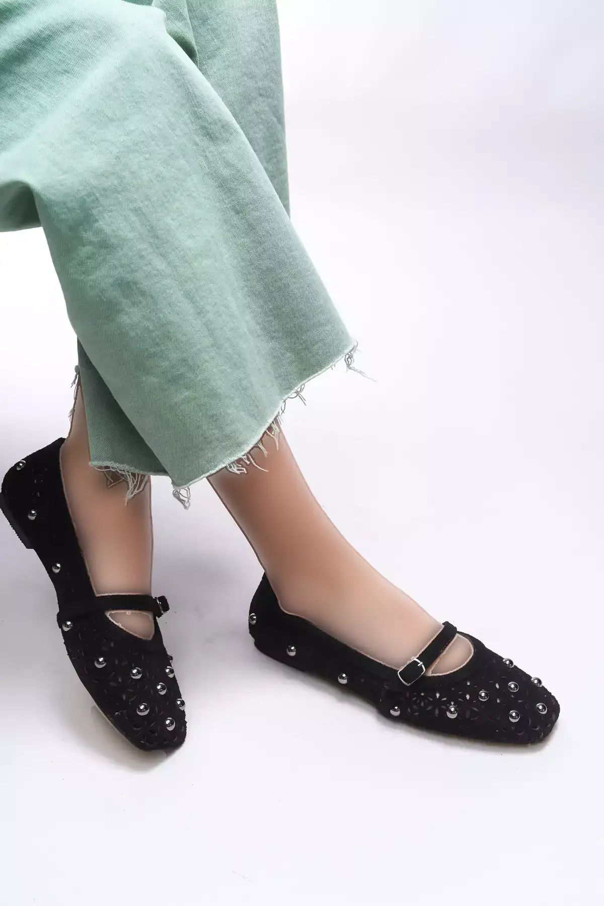 کفش زنانه Eraemius مدل بابت ۰۰۱۲۳۰۰ با رنگ مشکی و جنس سوئیت برند Riccon - 902791888