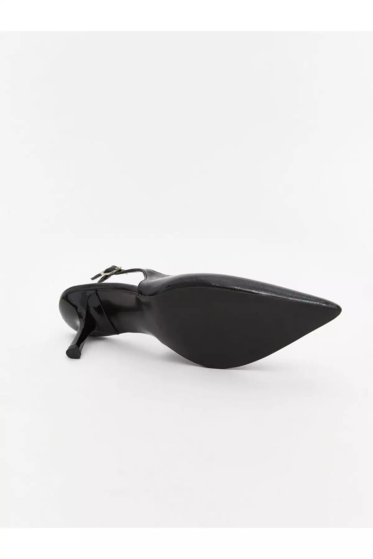 کفش پاشنه بلند زنانه با ظاهر چرم مشکی برند LC Waikiki - 982277624