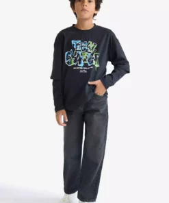 تیشرت بلند آستین‌دار یقه گرد چاپی با برش آزاد و گشاد برای پسران E9585A825AU برند Defacto - 982355759