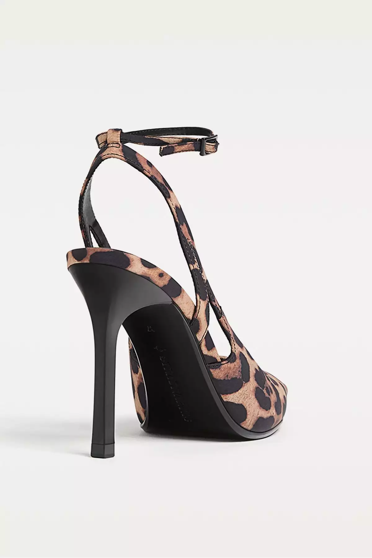 کفشهای پاشنهدار با طرح پلنگی برند Stradivarius - 963155110