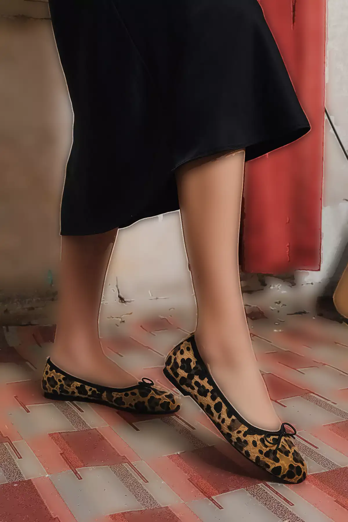 بالرین روزمره زنانه با نوک گرد مدل آدوسا طرح پلنگی برند Marjin - 748876415