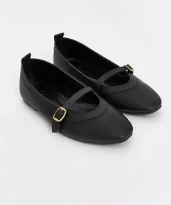 کفش راحتی زنانه LCW STEPS با رویه چرم به رنگ بژ برند LC Waikiki - 920100500