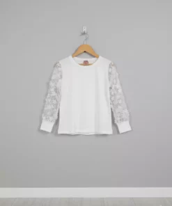 بلوز دخترانه با جزئیات دکمه دار از جنس دانتل - مناسب برای روزهای روزمره و مراسم خاص برند Selvira - 1011659943