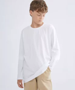 تیشرت ساده آستینبلند با یقه گرد برای پسران برند LC Waikiki - 970687297