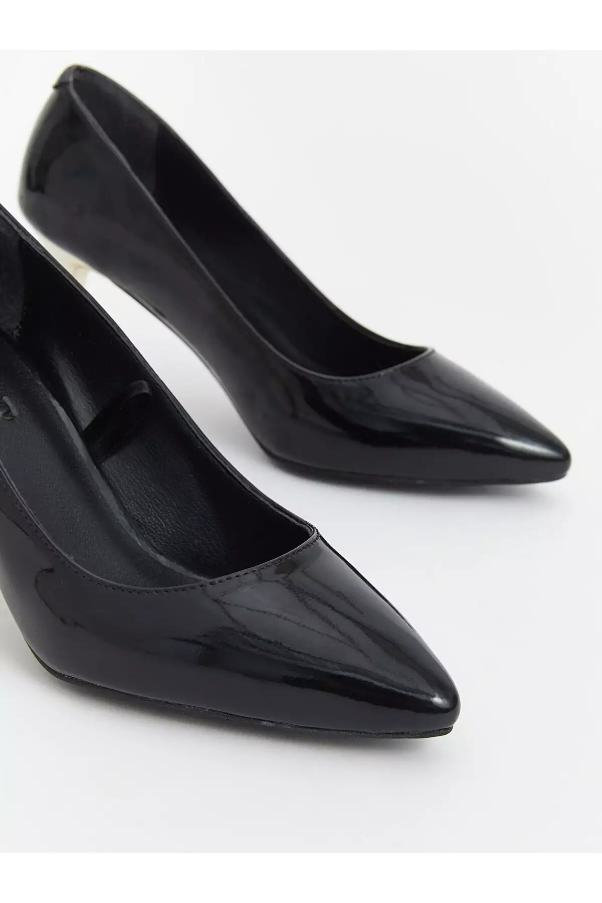 کفش پاشنهدار زنانه با ظاهر چرم جدید فصل پیک برند LC Waikiki - 996577196