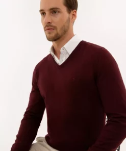 ژاکت بافتنی ساده مردانه مدل V یقه، رنگ bordo و فیت اسلیم برند Pierre Cardin - 57542129