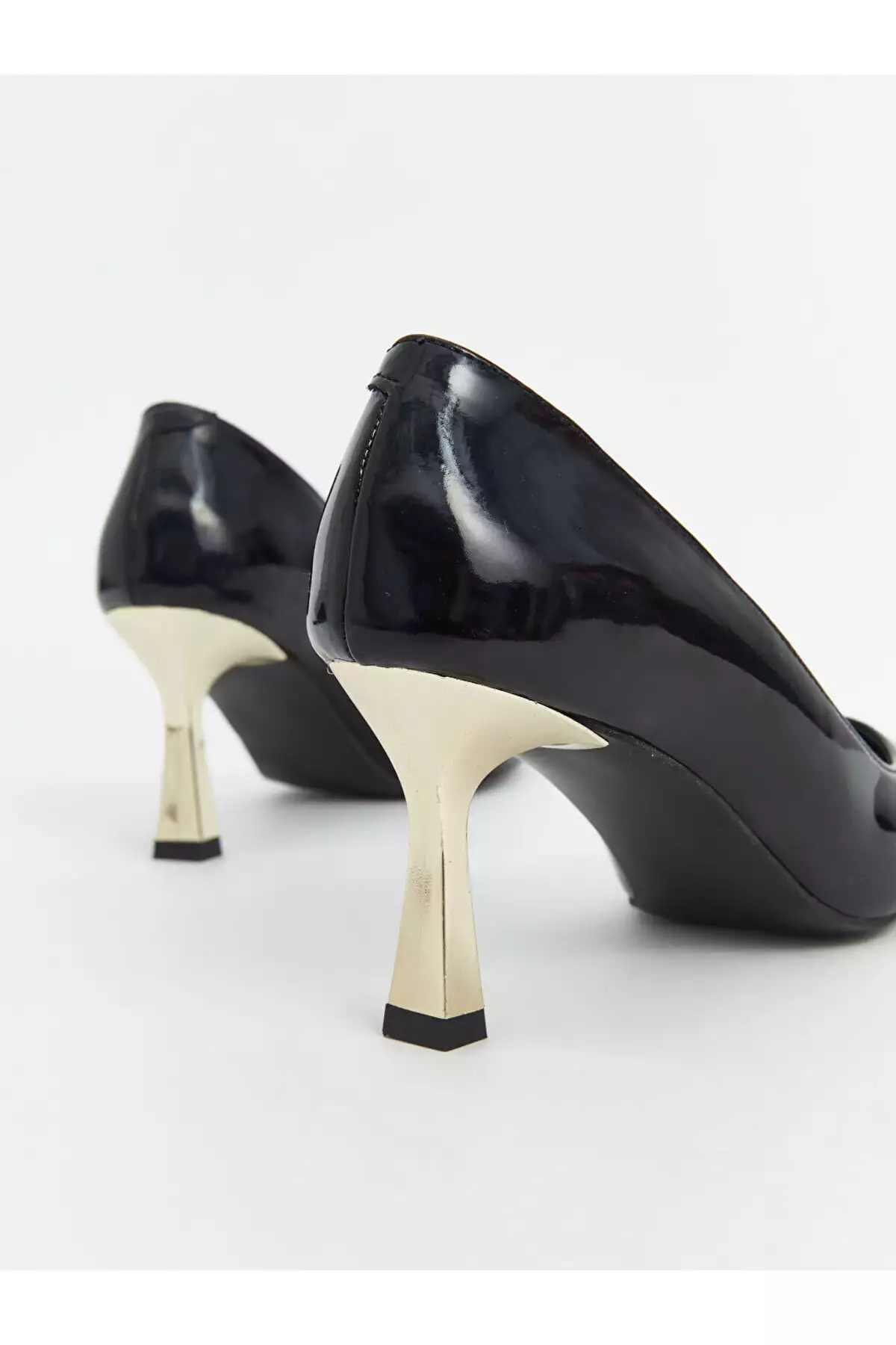 کوئر کفش پاشنهبلند زنانه بهظاهر چرم برند LC Waikiki - 880818226