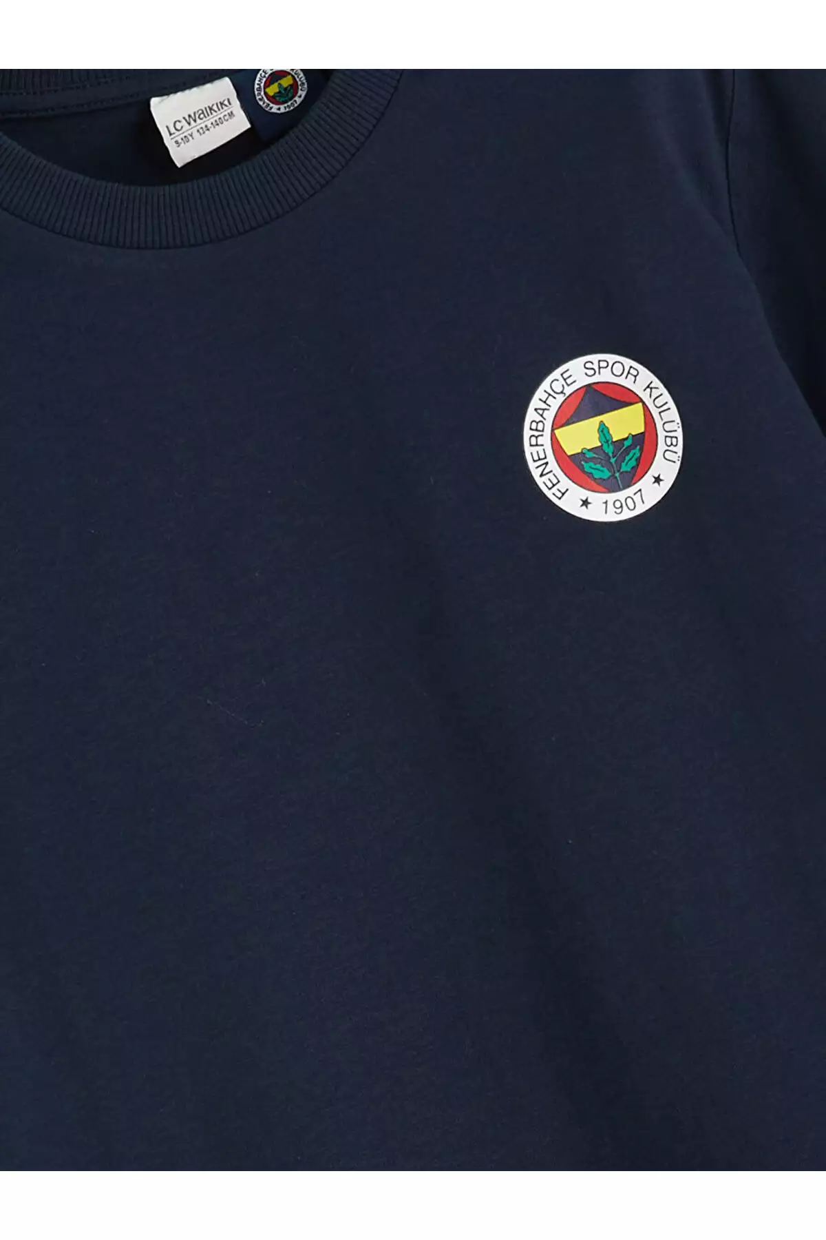 تیشرت پسرانه با طرح فنرباهçe و یقه گرد برند LC Waikiki - 943614808