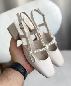 کفش زنانه پاشنه کوتاه مستانی - چرم رنگ بدن برند GOFFSHOES - 927870425