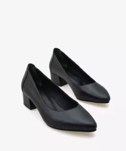 کفش پاشنه‌بلند روزمره زنانه از جنس چرم طبیعی برند SAYL - 813949307