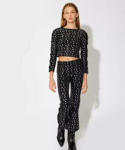 بلوز کوتاه با آستینهای بلند و جزئیات پنجرهای گردنگرد برند Koton - 853649580