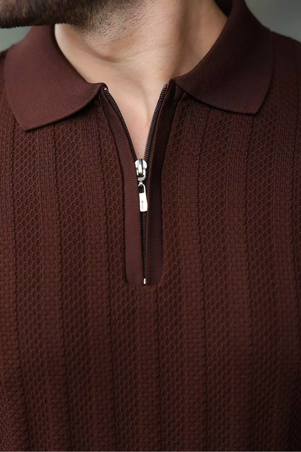 کاپشن با یقه پولو و زیپ نیمهای قهوهای رنگ مدل E7426 برند Madmext - 1015884563