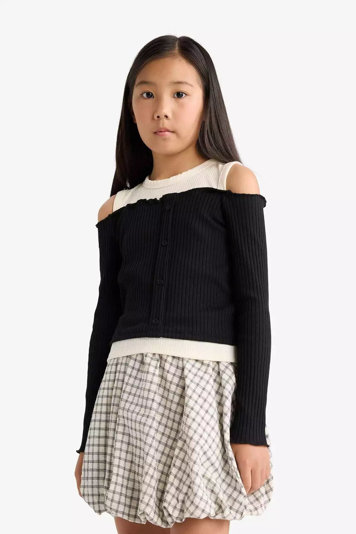 تیشرت آستینبلند فیت دار باریک با برش شانهدار برای دختران - مدل G1713A825AU برند Defacto - 990917559