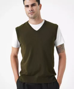 جلیقه با یقه V مردانه با فیت معمولی رنگ خاکی ۲۵w2001 برند CHUBA - 865015196