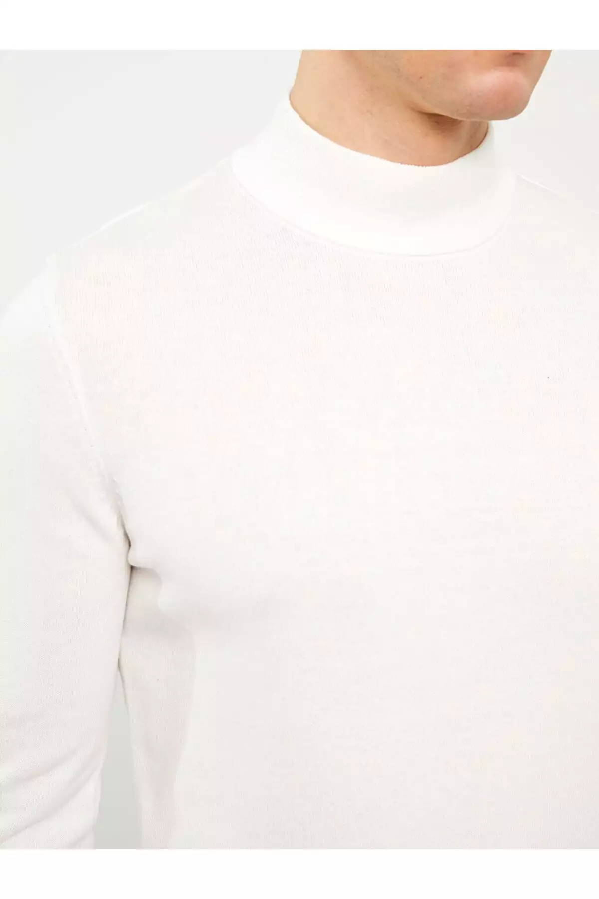 ژاکت پسرانه آستین بلند یقه نیمه ماهیگیر برند LC Waikiki - 1026053369