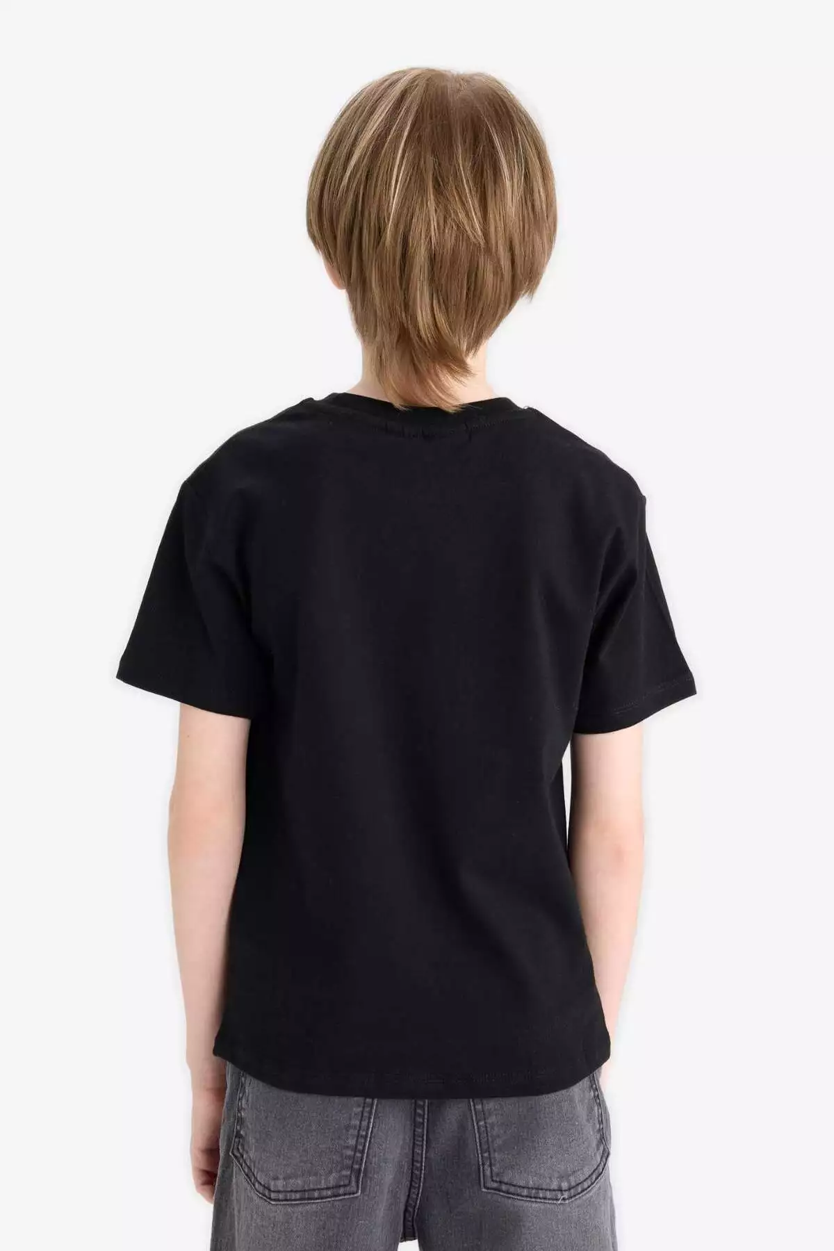 تیشرت کوتاه آستین مردانه بچهگانه هات ویلز با یقه گرد مدل E4824a825sm برند Defacto - 926701980