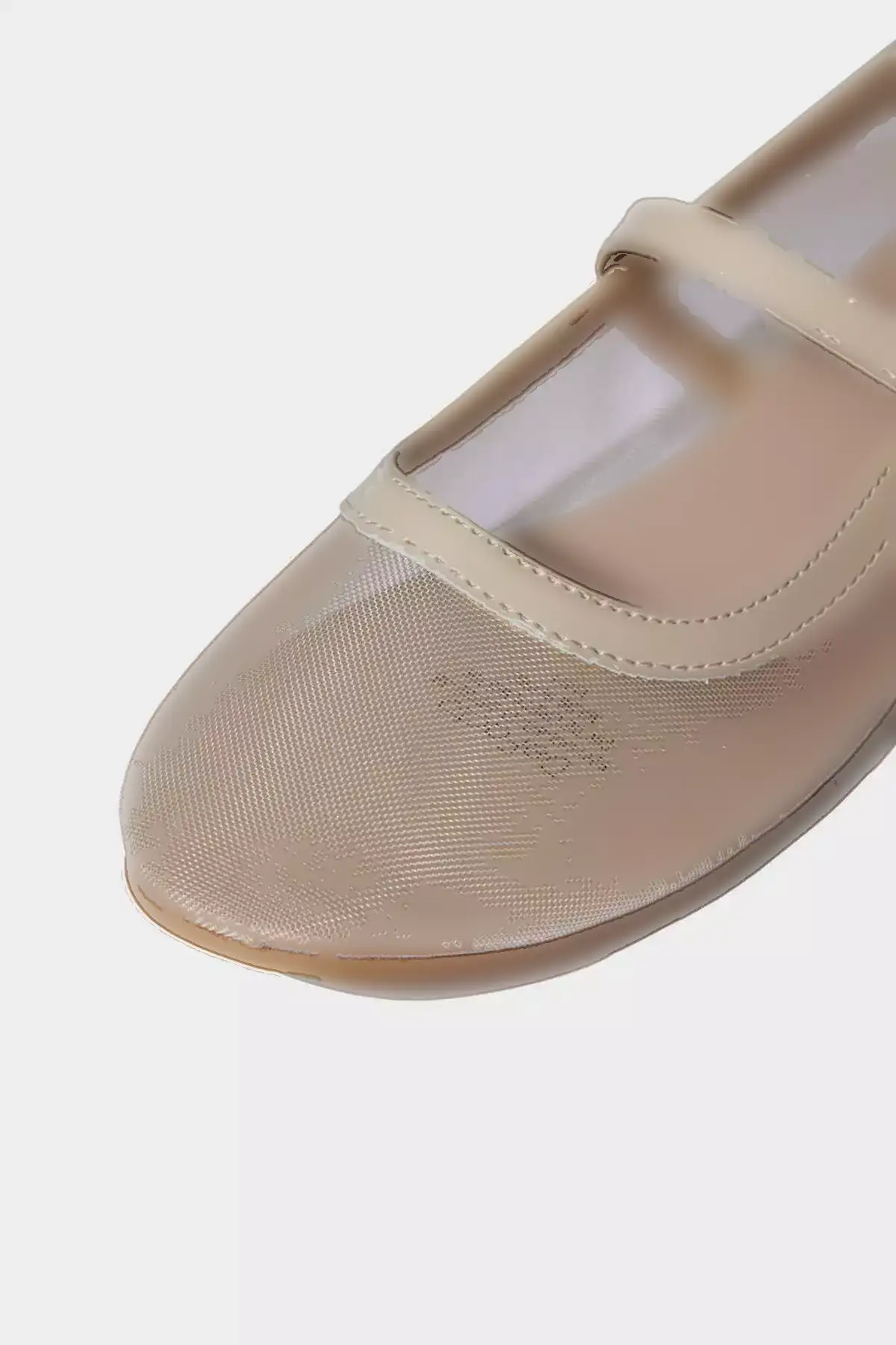 کفش بامزه زنانه با بند یکنواخت و کفی صاف مدل E2414AX25SM برند Defacto - 922906912