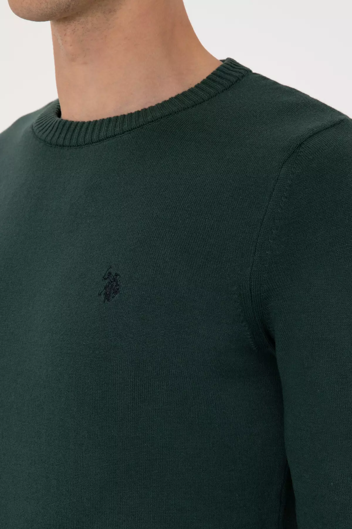 ژاکت کشباف مردانه با یقه گرد فرم باریک رنگ سبز تیره 50313713-VR079 برند U.S. Polo Assn. - 971595344