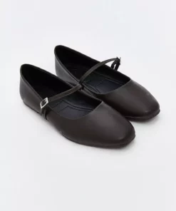 کفش بالشتی زنانه با ظاهر چرم LCW STEPS برند LC Waikiki - 977405223