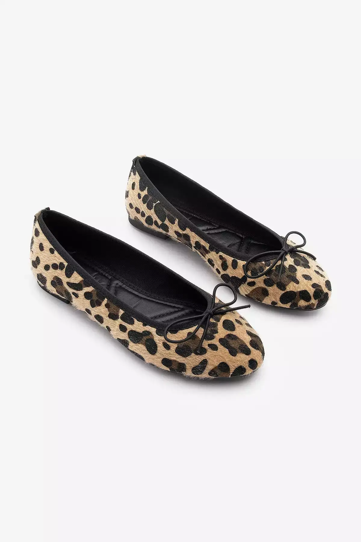 بالرین روزمره زنانه با نوک گرد مدل آدوسا طرح پلنگی برند Marjin - 748876415