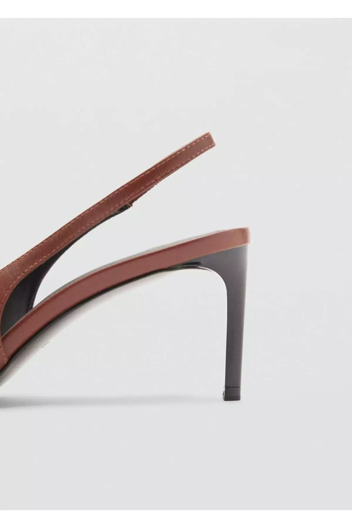 کفش پاشنهبلند چرم با جزئیات حلقهای برند MANGO - 982810922