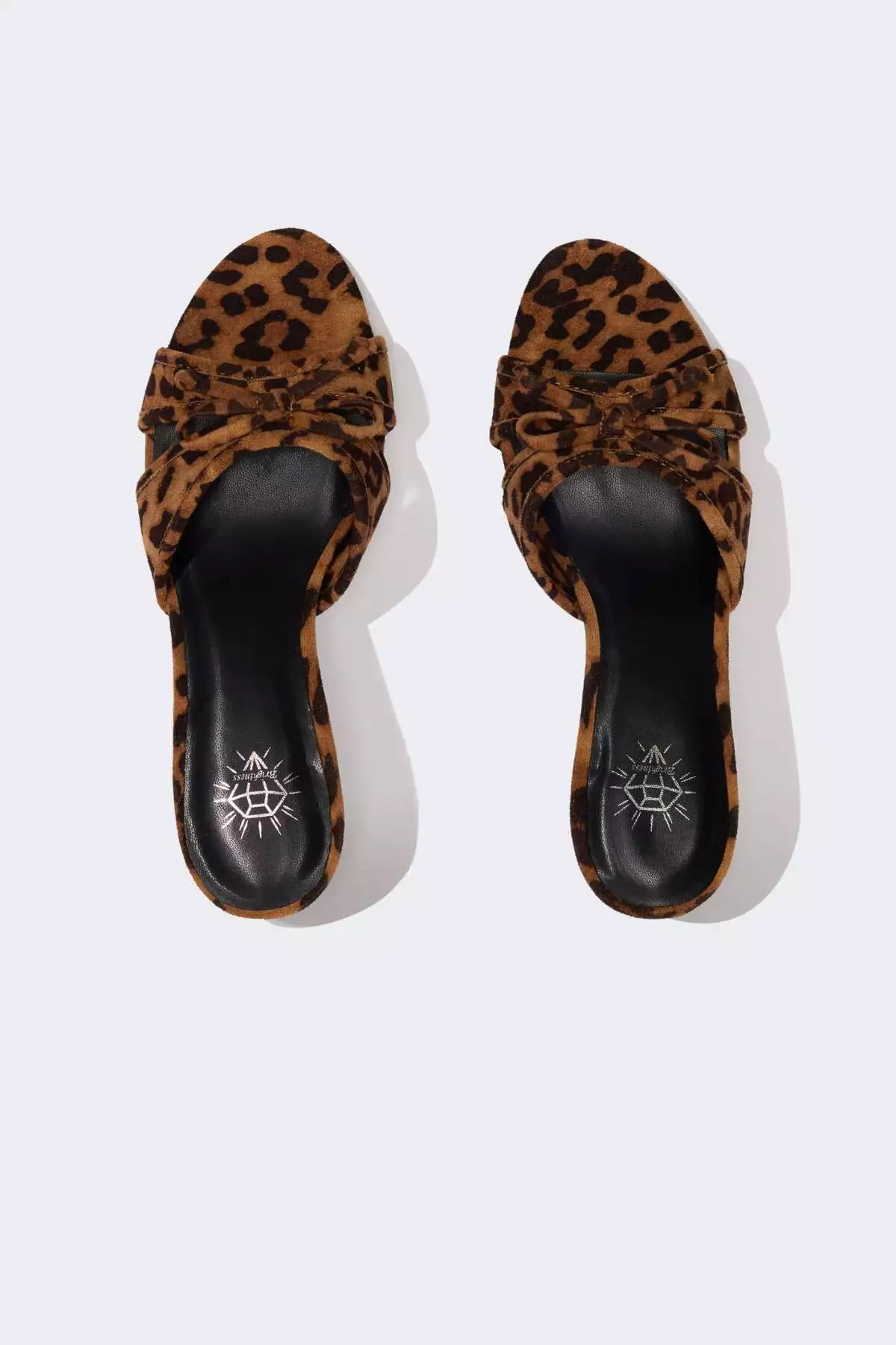 ترلیک پاشنه بلند زنانه با طرح پلنگی E2507AX25SM برند Defacto - 938363068