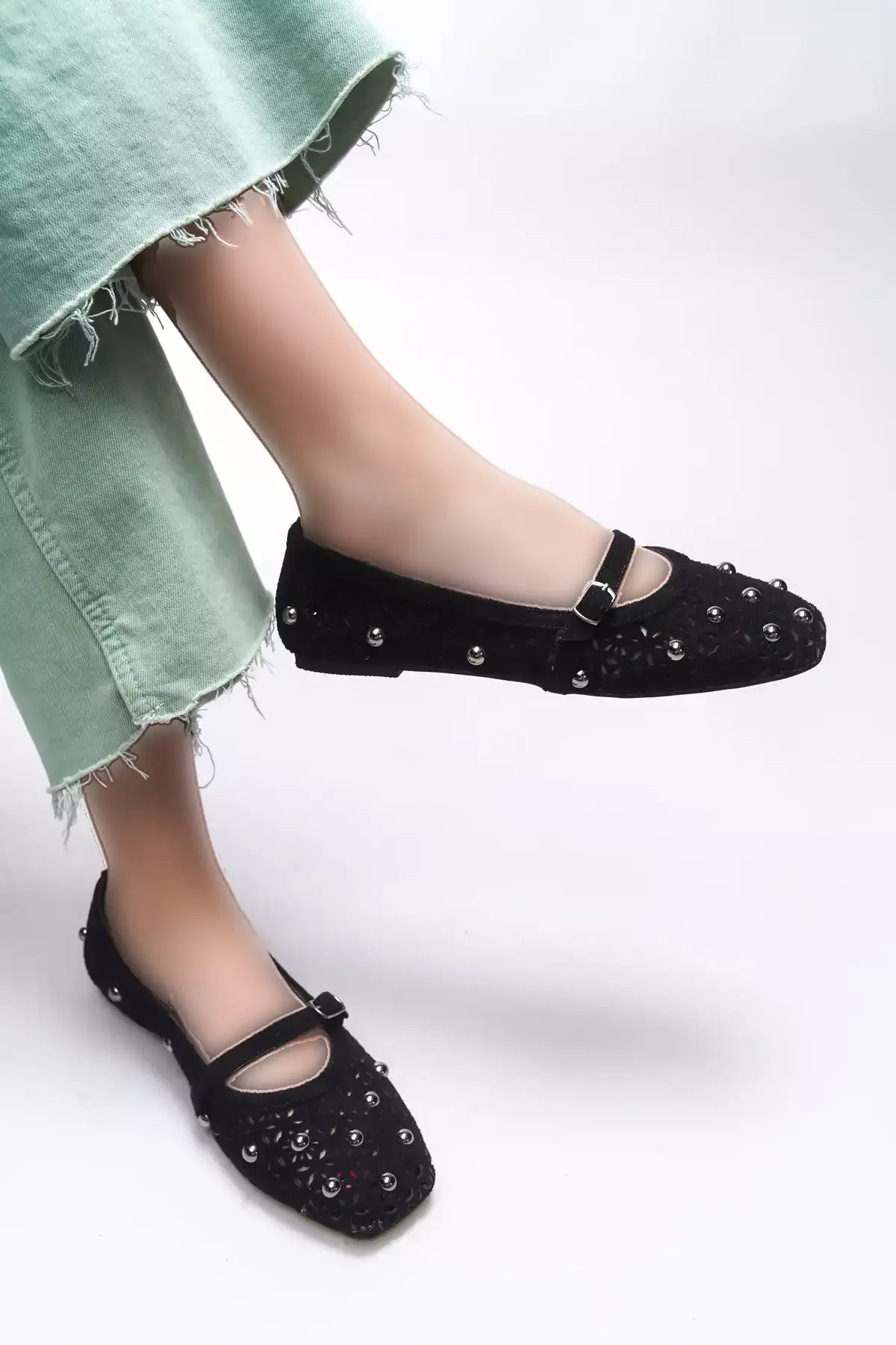 کفش زنانه Eraemius مدل بابت ۰۰۱۲۳۰۰ با رنگ مشکی و جنس سوئیت برند Riccon - 902791888