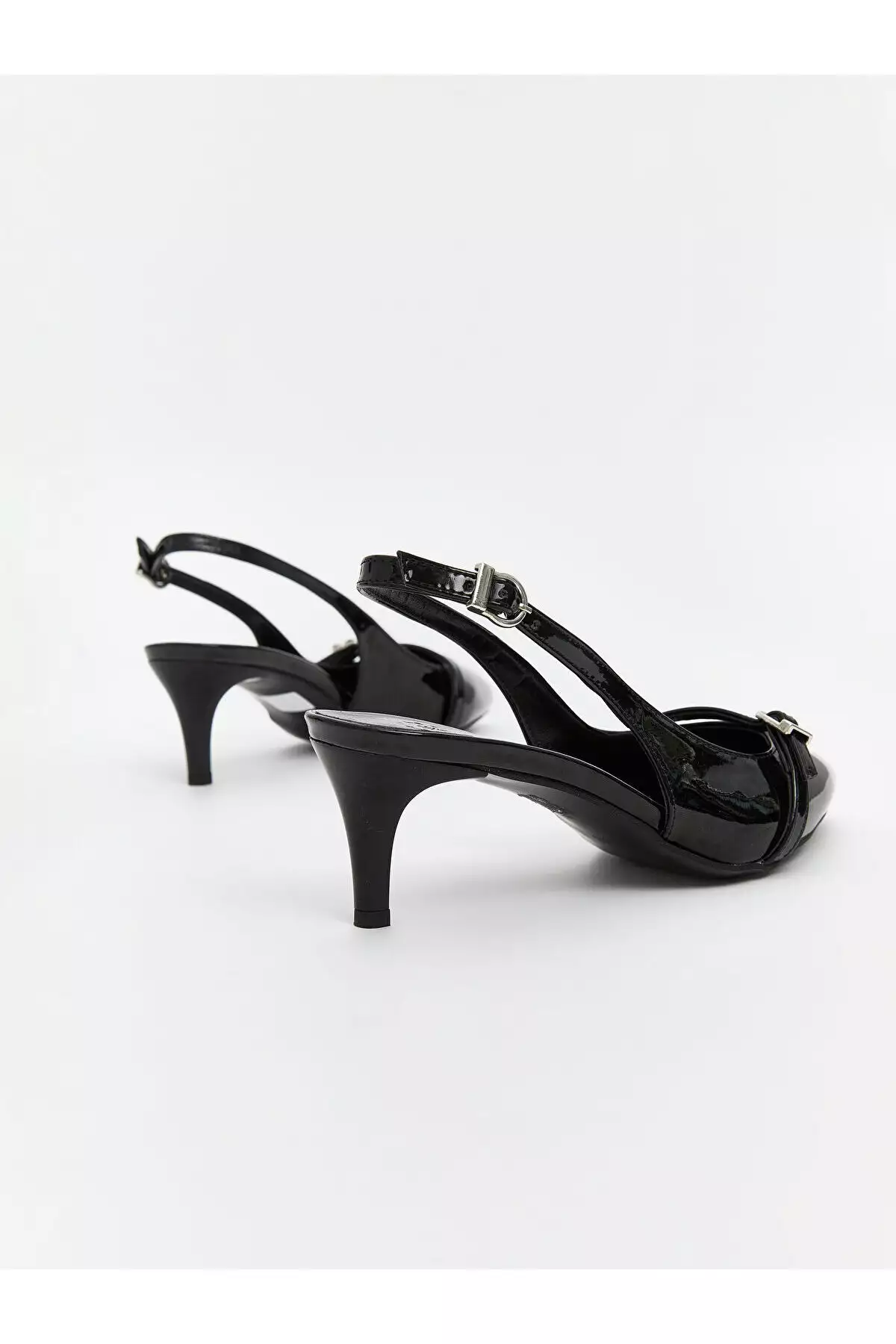 کفش پاشنه دار نوک تیز زنانه اوزمارکا فصل جدید برند LC Waikiki - 1006136375