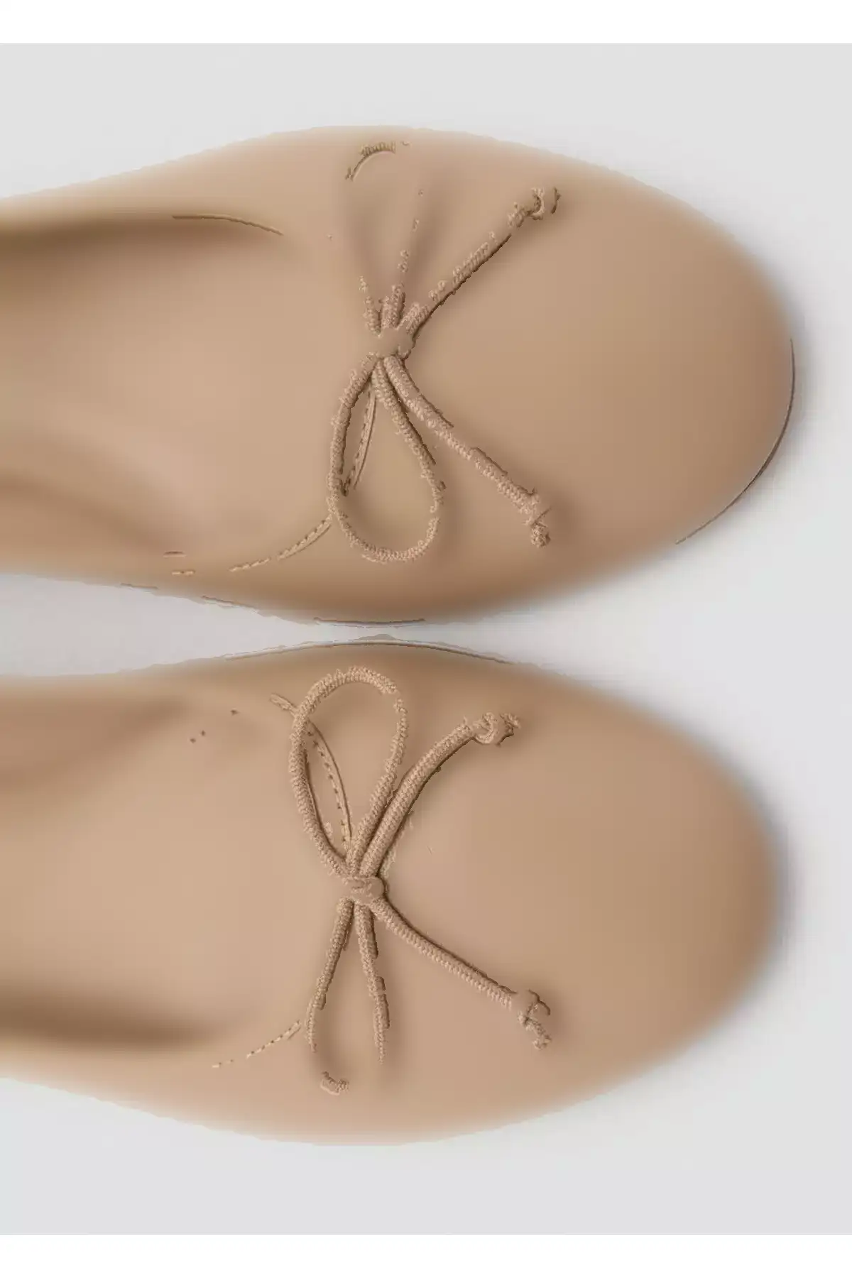 بافت چرمی با جزئیات کامل و کفش پاشنهدار تخت برند MANGO - 898627895